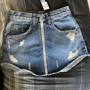 LF CARMAR Beatrice skirt Size 26